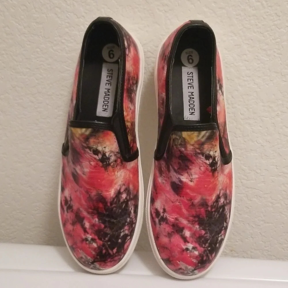 Steve Madden Ebony Slip On Sneakers 6